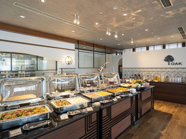 「カフェテリアオーク」での夕食の調理補助、洗い場をお任せします。