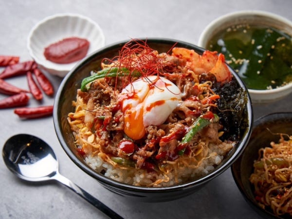 ホールキッチンスタッフ（勤務OK・正社員登用あり）