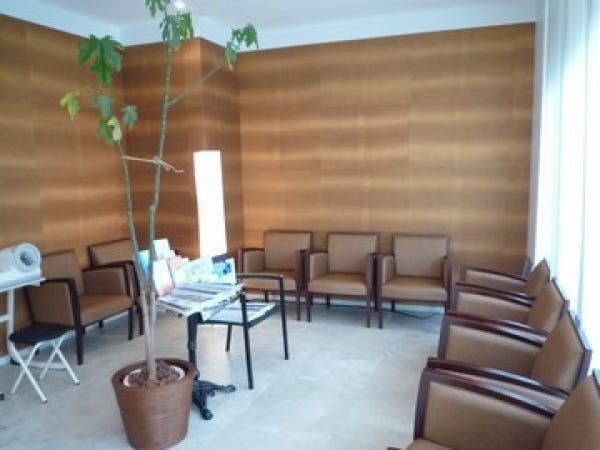 幅広い診療を手掛けているので、老若男女様々な患者様が来院されます。