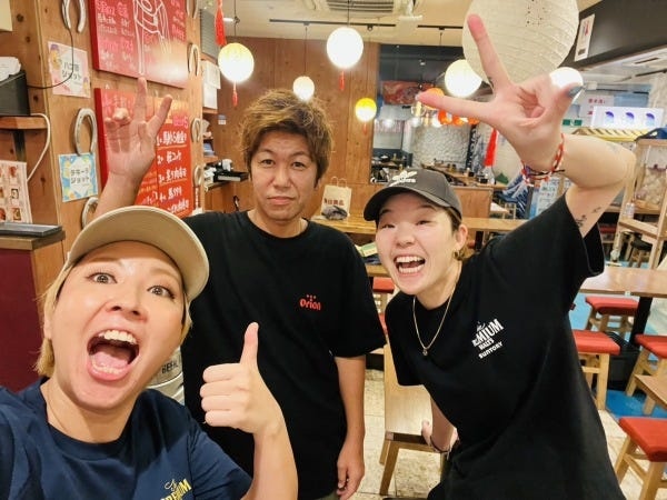 のれん街の居酒屋ホールスタッフ（未経験OK）