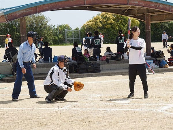 プライベートでも仲が良く、休日はみんなで野球を楽しむことも。人間関係で困ることはありません。