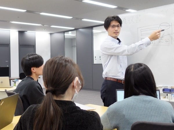 000万人が利用する大規模Webサービスのプロダクト企画