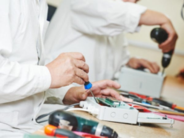 製品の組立検査・大手企業の軽