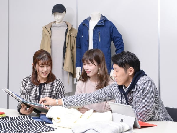 全国にアパレルショップを展開する弊社での一般事務のお仕事です。アパレル企業であなたのスキルを活かしてみませんか？