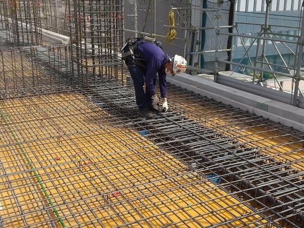 建設作業員・鉄筋スタッフ（未経験者歓迎・学歴不問）