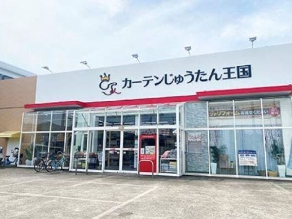 シフト制で月9日休みがあり、年間休日は113日。繁忙期を除けば残業も月平均10時間ほど。家庭との両立や長期的な活躍にもピッタリな環境です。