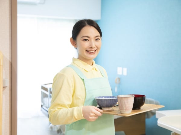 軽作業スタッフ・配膳や清掃の軽