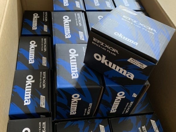 商品の一例です。リールと呼ばれる、釣り道具です。