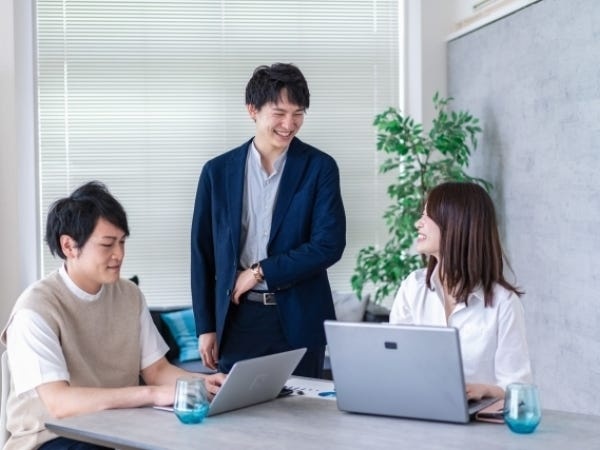 IT企業サポート事務｜未経験歓迎｜研修充実｜東京都渋谷区