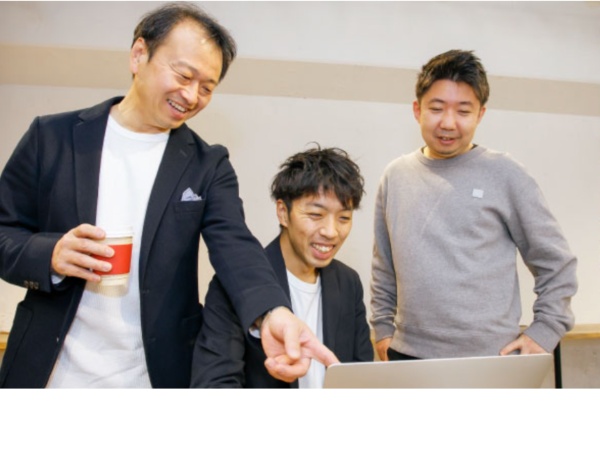 上司に相談しながら業務を進めていけます。