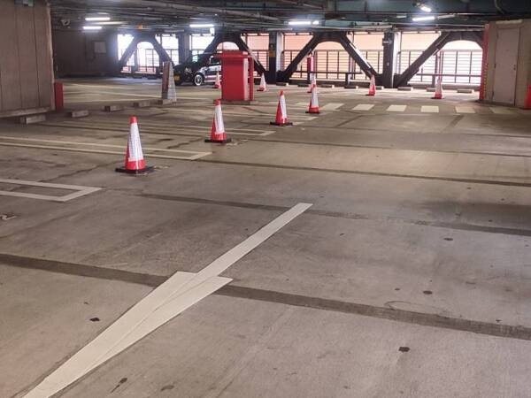 バレーパーキングサービスのバレーパーキングサービ運営スタッフ