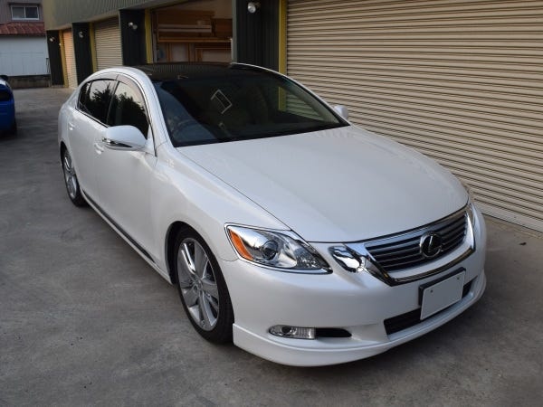 カーコーティングスタッフ（年齢不問・学歴不問）