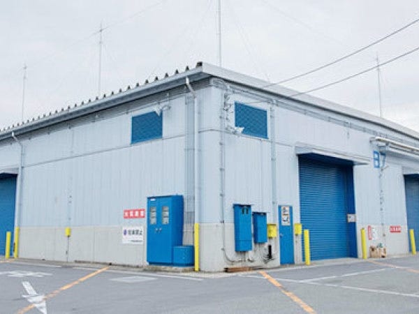 医療機器、ロボット、家電、バッテリー、自動車部品など、扱う貨物はさまざま。身近なモノも多いから、人々の生活を支える実感も味わえるはず。