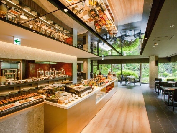 レストランサービススタッフ・ホテルレストランサービススタッフ（接客経験者優遇・未経験者歓迎）