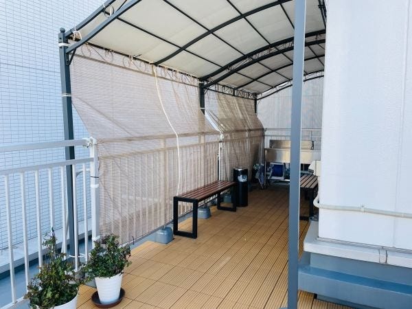 屋上もあるので気分転換や休憩も可能です！