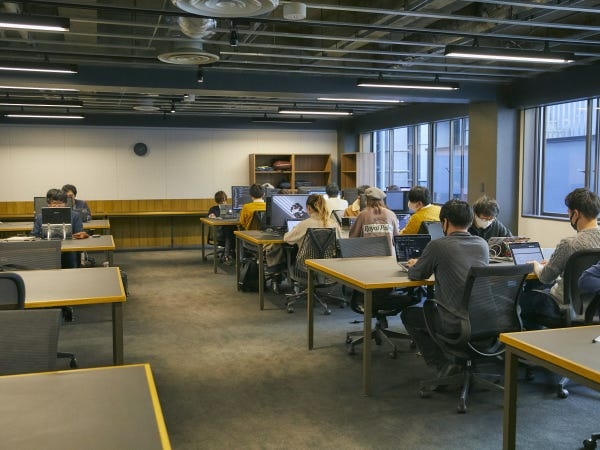 【勉強スペース完備】渋谷オフィスに勉強できる環境があるので、家で集中できないという方も安心の設備環境です！