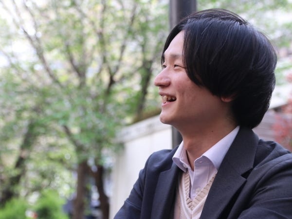 当社の技術役員でWEBエンジニアです。社内プロダクトに従事しています。その他社内ゲーム開発のボイス収録時のディレクションも担当。