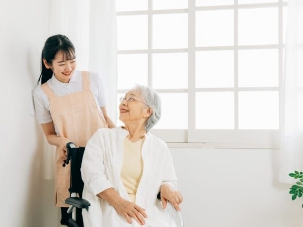 NPO職員・日常生活アシスタント（交通費支給あり・無資格未経験歓迎）