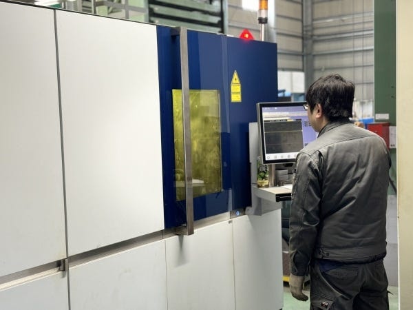 最新設備を積極導入し、作業効率と技術力向上に努めています！