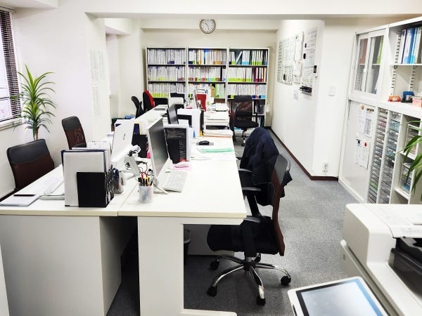 事務スタッフ・留学事務・イベント企画（こんなスキルや経験も大歓迎・があればOK）