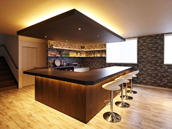 とても酒屋とは思えない事務所です。