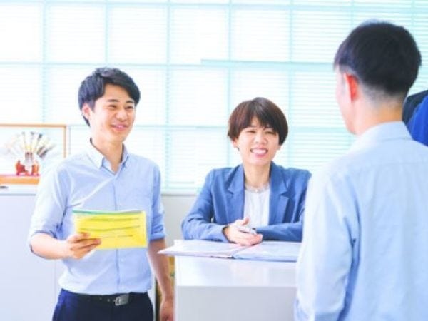 先輩社員に気軽に相談できる社風の中で、仕事に励んでいます