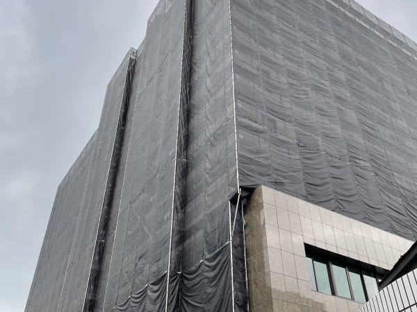 IQ足場　7300㎡　大規模修繕工事（東京）