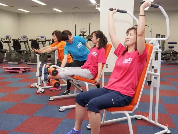 フィットネスクラブスタッフ・未経験者（未経験大歓迎・体を動かすのが好きな方大歓迎）