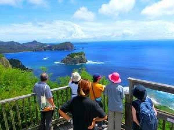 海と山のガイドツアーをご提供しています。福利厚生として、休日は社内のツアーに無料で参加できるのでプライベートも楽しんでください♪