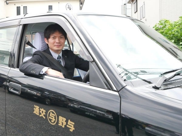 地域に精通した私たちがライドシェアドライバーのバックアップをします。