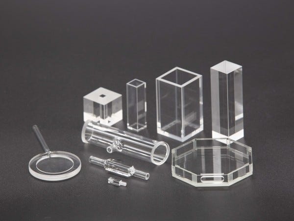 人事総務・精密光学ガラス加工メーカー