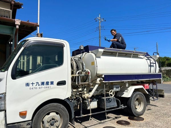 出勤したら、燃油の配達に行きます！まずは、先輩社員がしっかり教えてくれますので安心してくださいね！