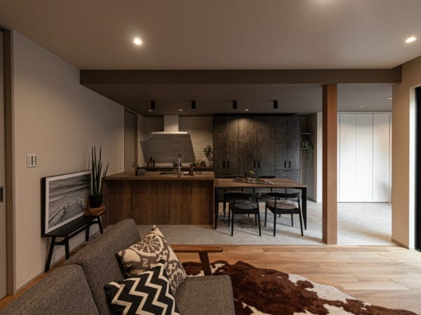 このような物件の撮影にも携わっていただきます。住宅が好きな方お待ちしています。