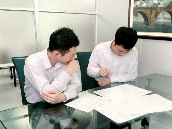 意見交換の活発な職場です。