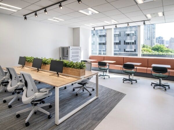 営業事務スタッフ（未経験歓迎）資料作成・セミナー運営など