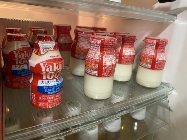 コロナ禍以降始めたR-１とヤクルト1000のフリードリンク。