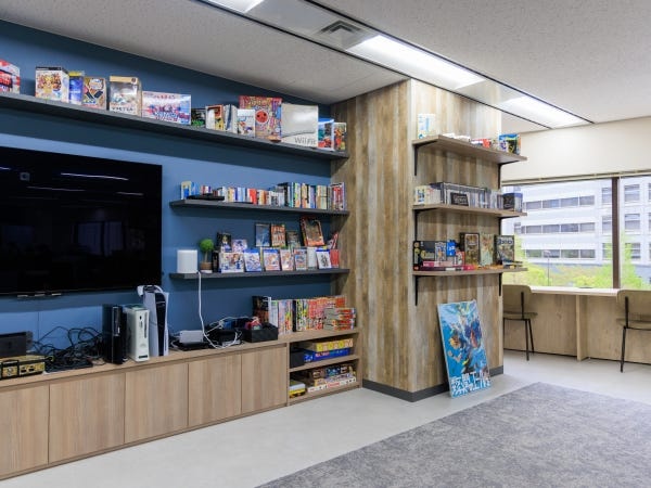 美大卒業のグラフィックデザイナー