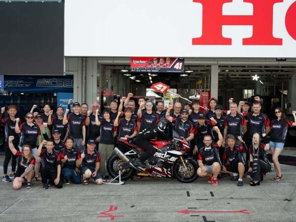 Kaedear Racing Team/世界耐久選手権 (EWC)鈴鹿8時間耐久ロードレース/フランスチームとのコラボ