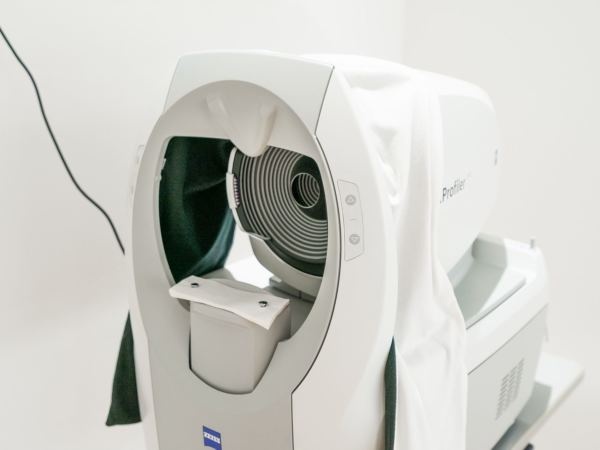 ドイツ光学メーカー　ZEISS社製0.01度単位で測定可能なIprofiler plus