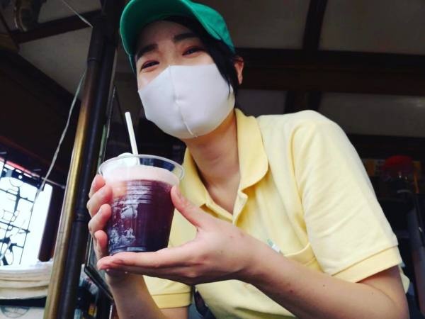 カフェスタッフ（未経験大歓迎・バイトデビュー大歓迎）