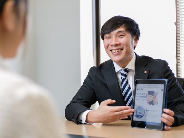 お客様先でどのようなホームページを作成したいのか、どのようなイメージなのかをお話しします！