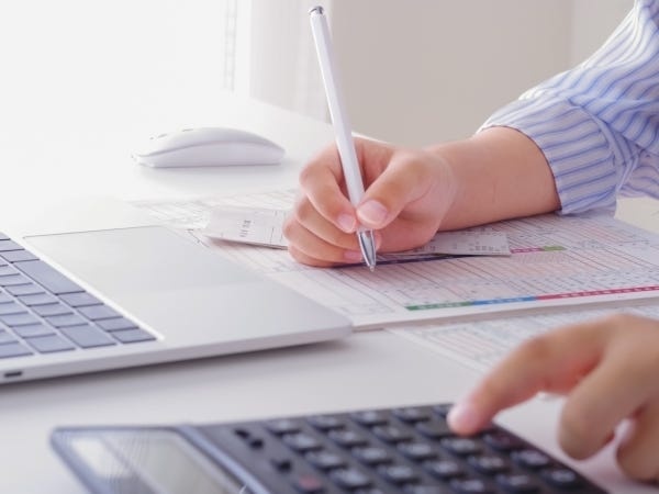 管理部スタッフ（交通費支給あり・事務経験者歓迎）