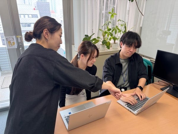 研修風景です！集合研修の後はリラックスして個別研修も実施します