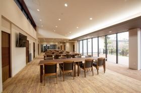 もみじの里 デイルームは広々とした開放的な空間です！