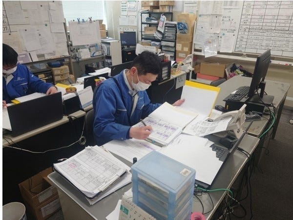 年齢や社歴問わず、一人ひとりの頑張りを評価しています。早い人だと、入社3～5年目で昇格する例も。