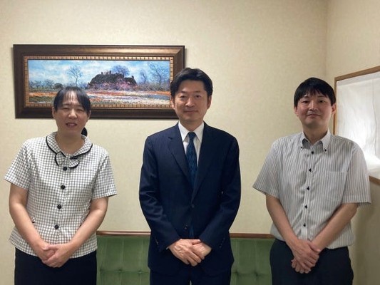 あなたと一緒に働くメンバーです。困ったことがあれば何でも相談してくださいね！