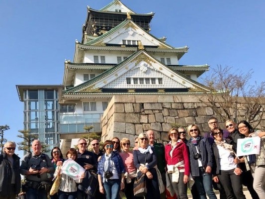 大阪城への添乗☆直接海外の方と触れ合うタイミングも！