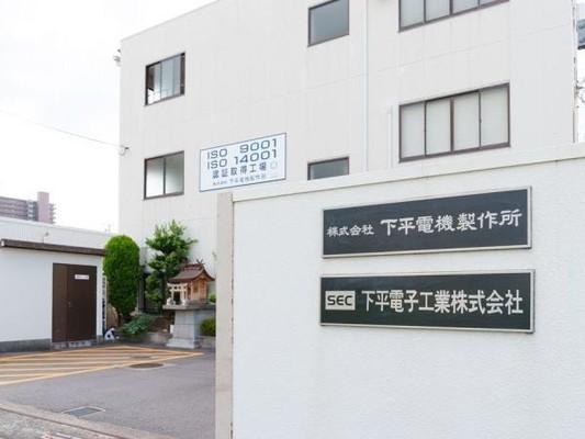 JR大和路線「久宝寺駅」より徒歩3分！駅チカで通勤に大変便利です。