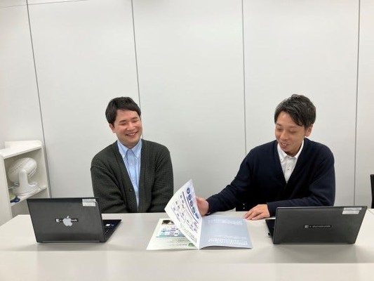 ビジネスカジュアル&ノーネクタイでOK!