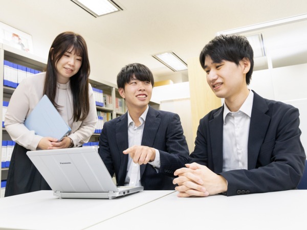 20代～30代の若手活躍中。転勤無しで安定＆働きやすさ◎！